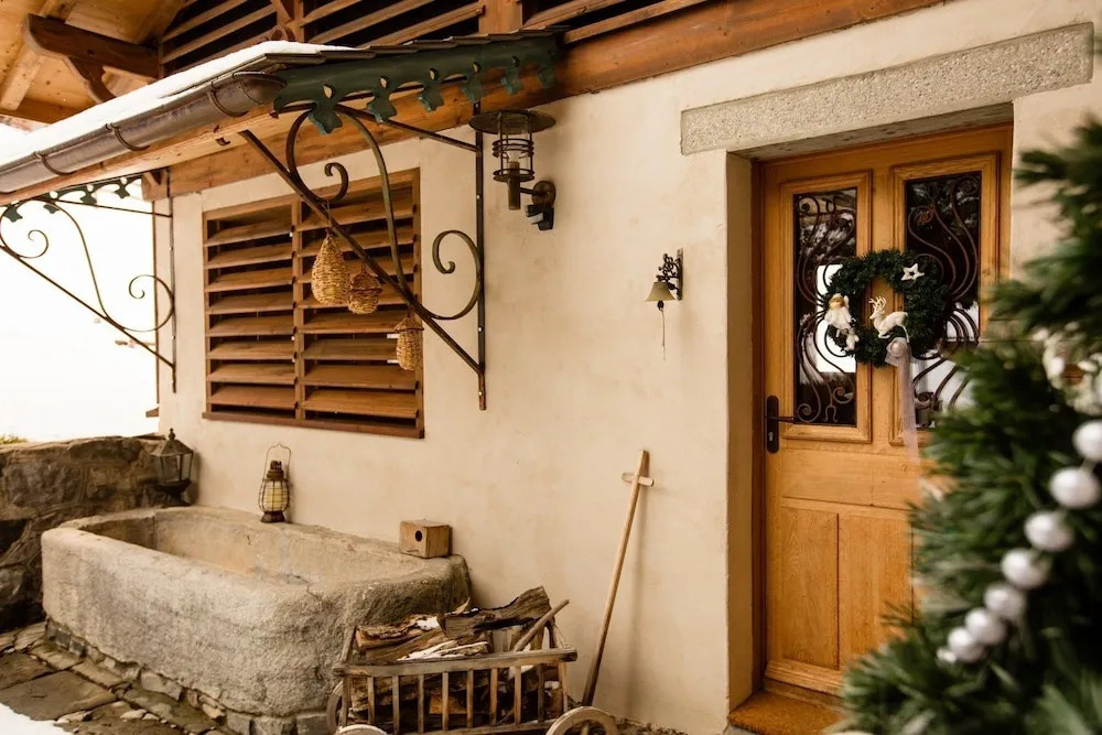 La Ferme des Lombardes by Casalero