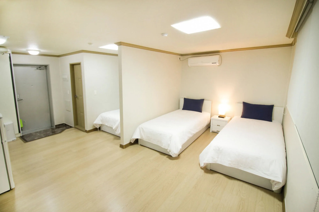 iam Residence and Guesthouse