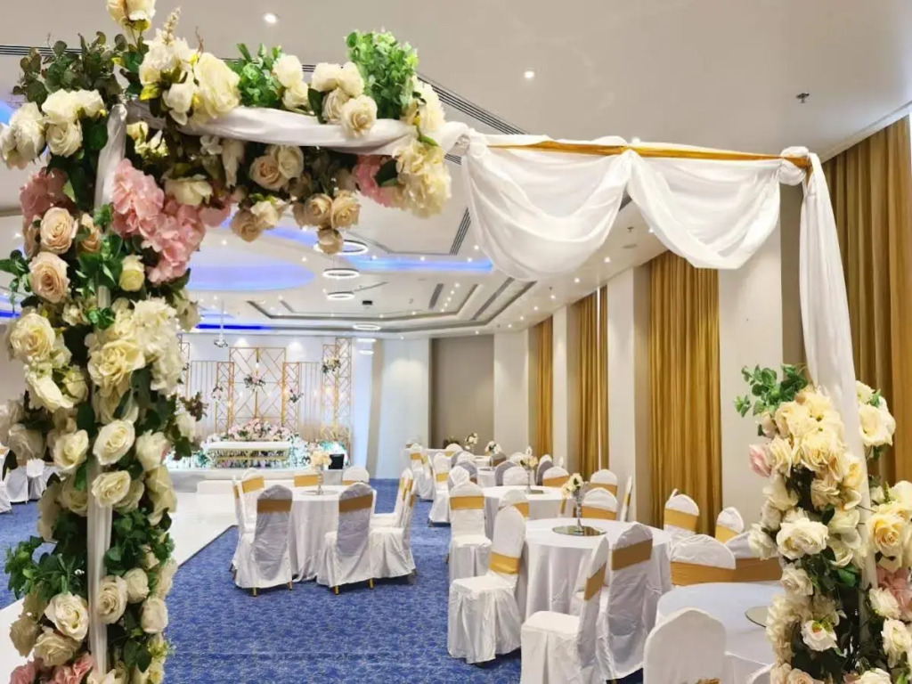 Rozana Hotel