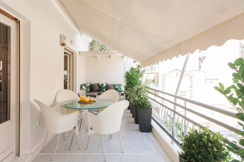 Entire floor Luxury aprtm in kolonaki