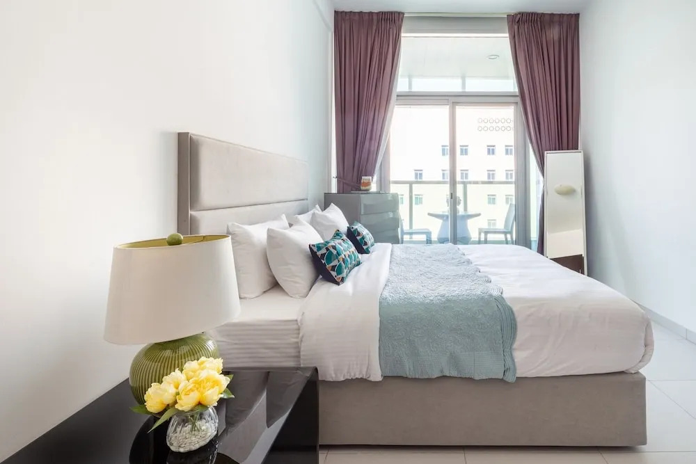 Vibrant & Ultramodern 1BR Apartment - Dubai Marina