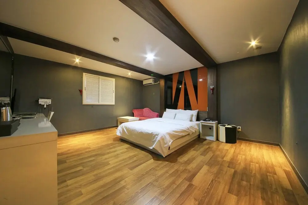 Hwagok Dream Hotel