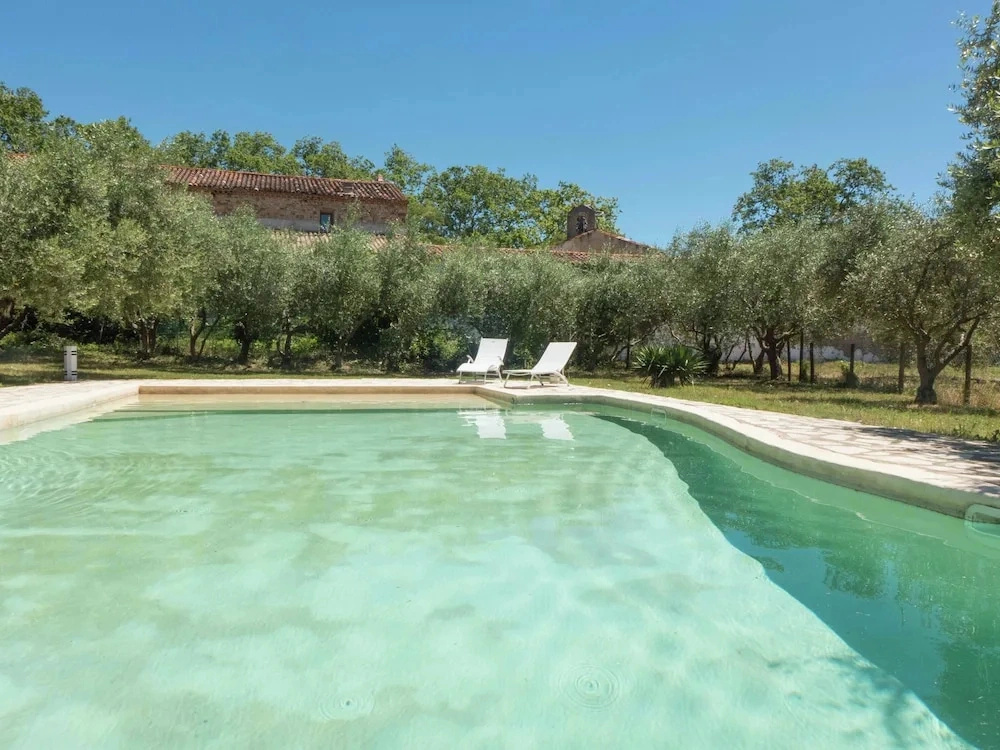Holiday Home in Beziers With Pool and Vineyard
