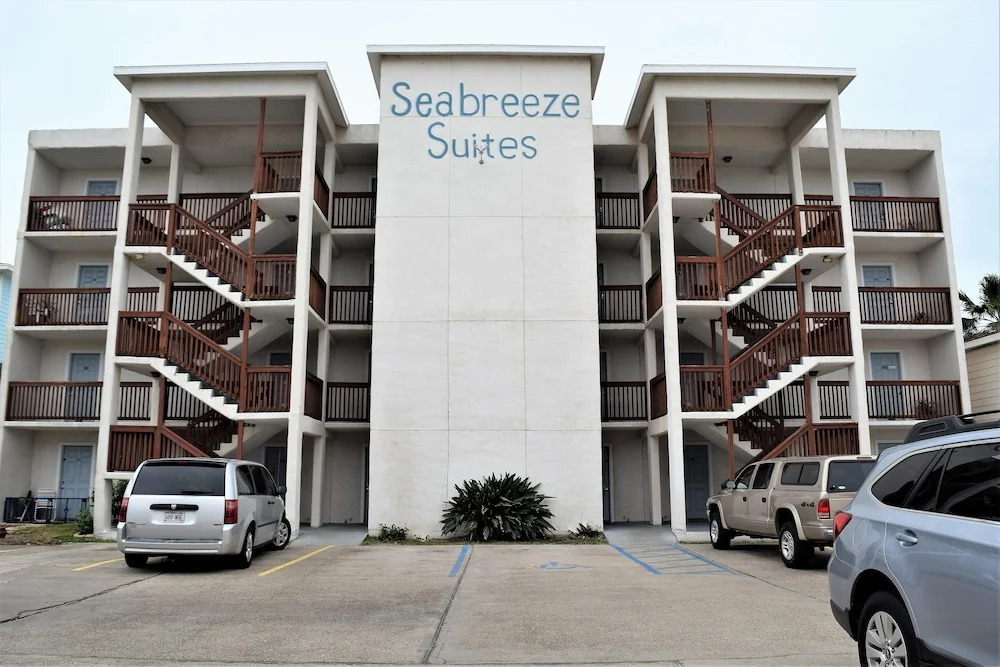 144 Sea Breeze - One Bedroom Condo