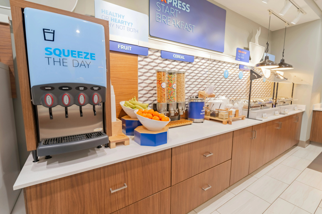 Holiday Inn Express & Suites - Marion by IHG