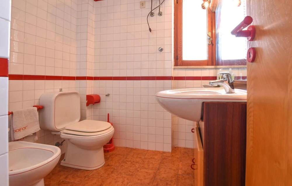 Stunning Apartment in Letojanni With Wifi and 2 Bedrooms