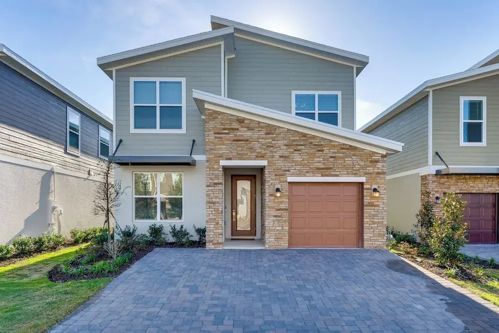 15 Min to Disney: Sleeps 19 w/ Resort Amenities