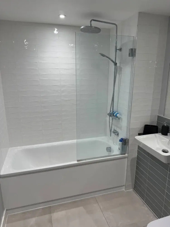 Cozy 1 bed Apartmrnt Luton Airport
