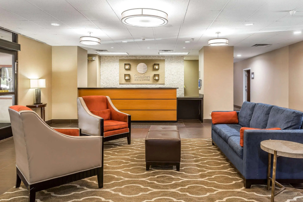 Comfort Inn & Suites Dalton West