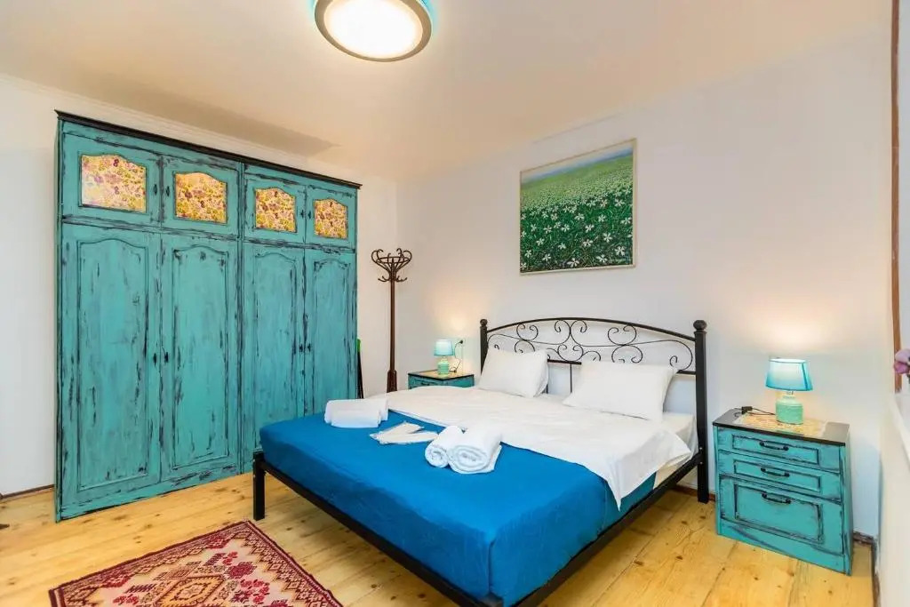 Wehost Apartment with Ethnic Design