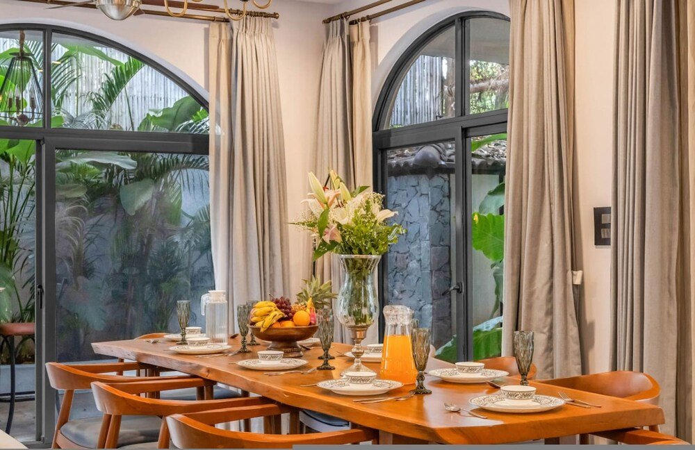 Luxury 4bhk Villa Near Morjim Beach Casa da Paz