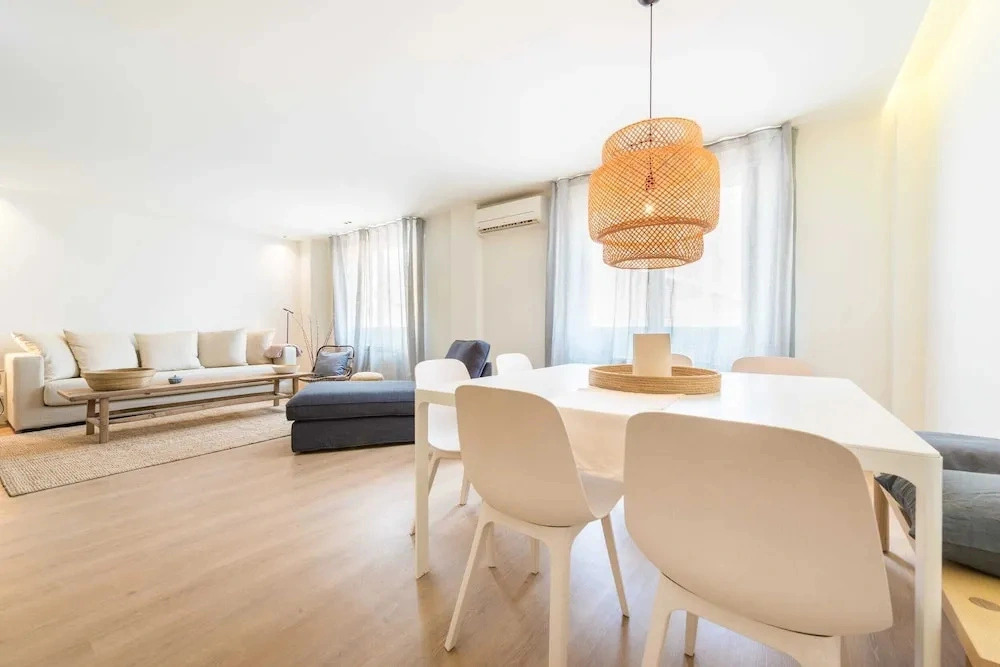 The Double Loft Designer Loft for 4 Next to Atocha
