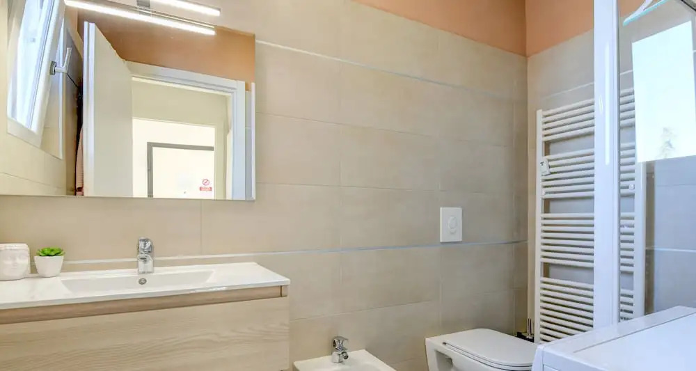 Smiling in Desenzano Lake View DesenzanoLoft Official Partner Homes & Villas by Marriott Bonvoy
