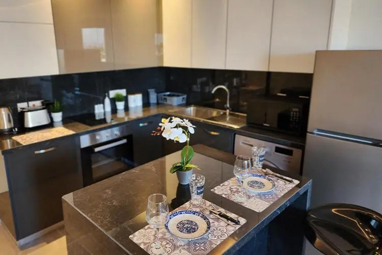 Merab Holidays Apartment Sunorama Beach Gardens 402