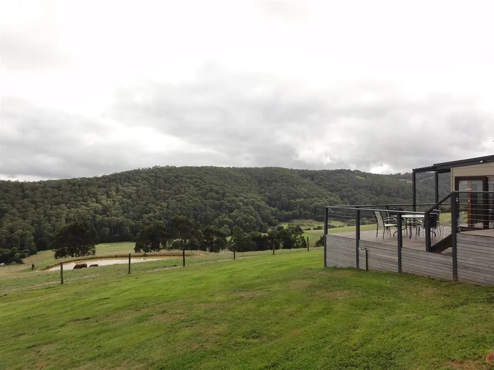 King Parrot Cottages