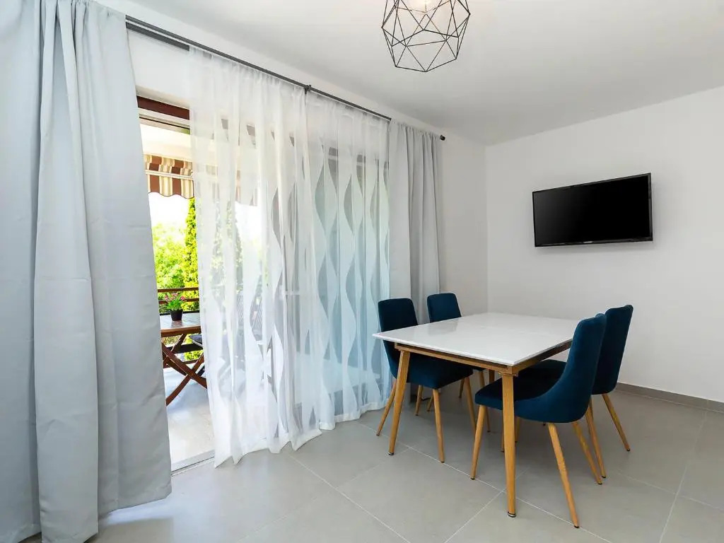 Apartments Špadići
