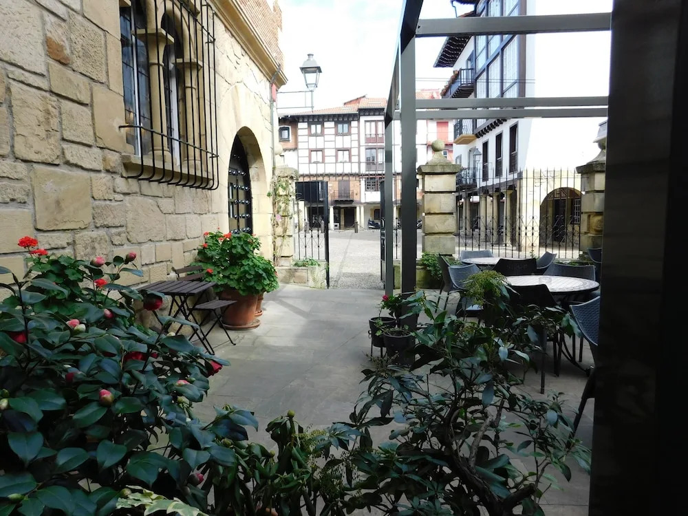 Hotel Palacete