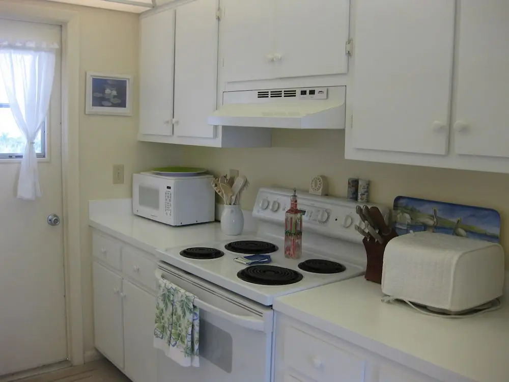 South Seas Tower 3 606