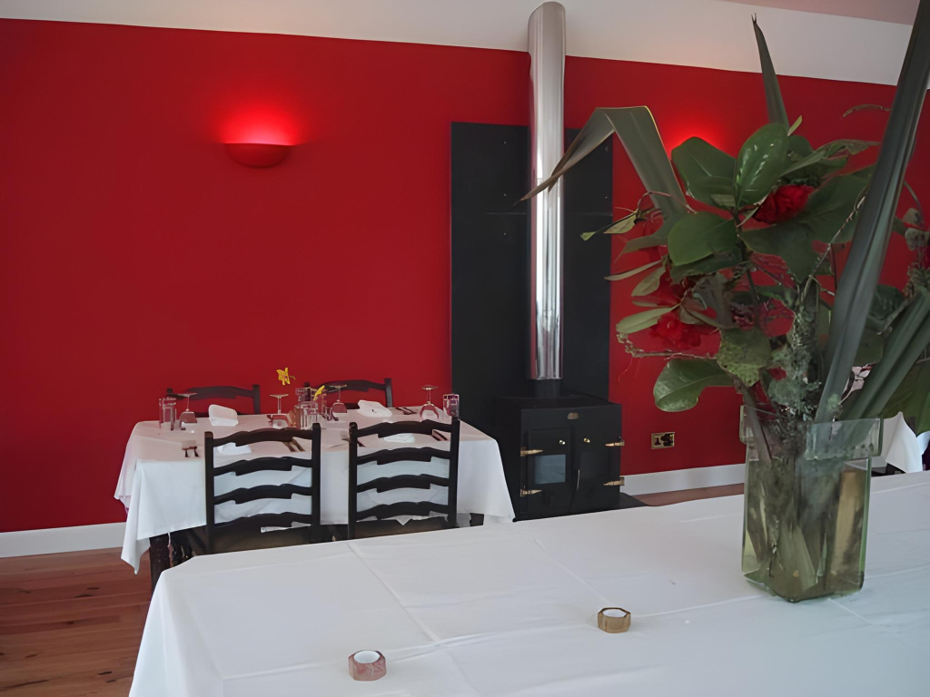 The Colonsay Hotel