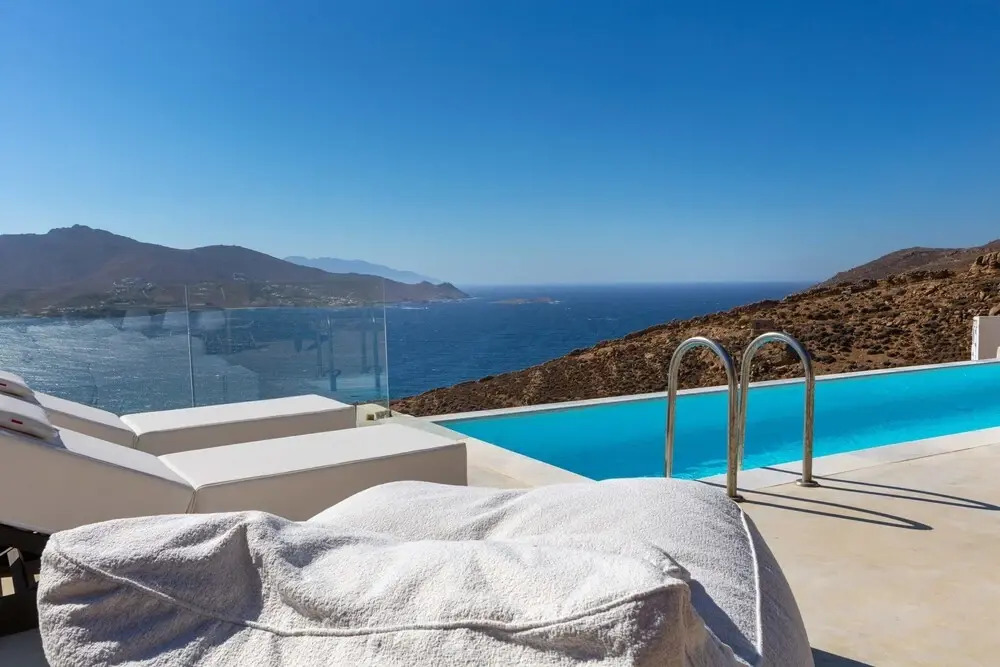 Apellōn Mykonos Luxury Seaview Retreat