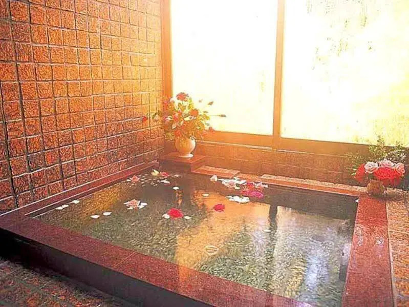 Pension Biwako(ペンション奥琵琶湖マキノ)