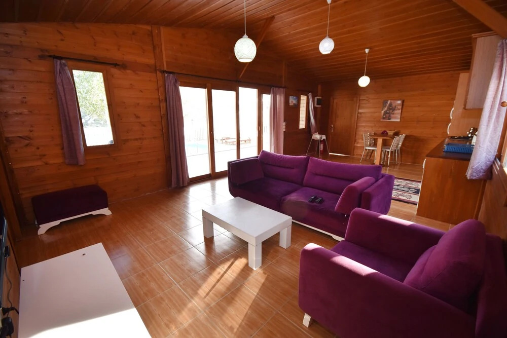 Villa Belize 2 by Helaltatilvillari