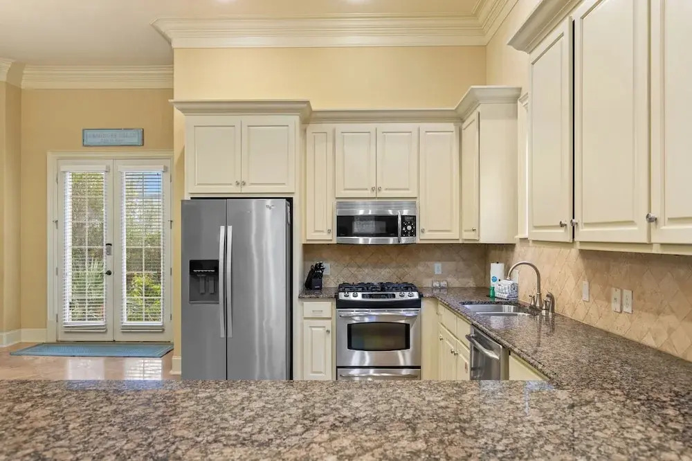 Luxury Home in Palmeira Village w Private Pool, Steps to Beach for 12