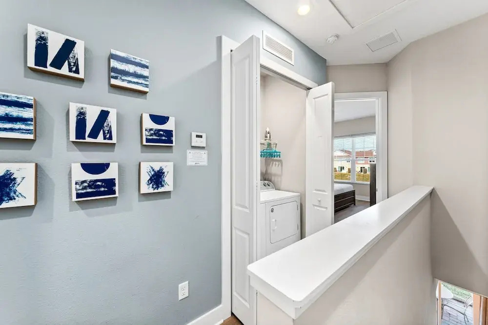 4 BR 4 BA | 7587 Sunny Dreams Lane
