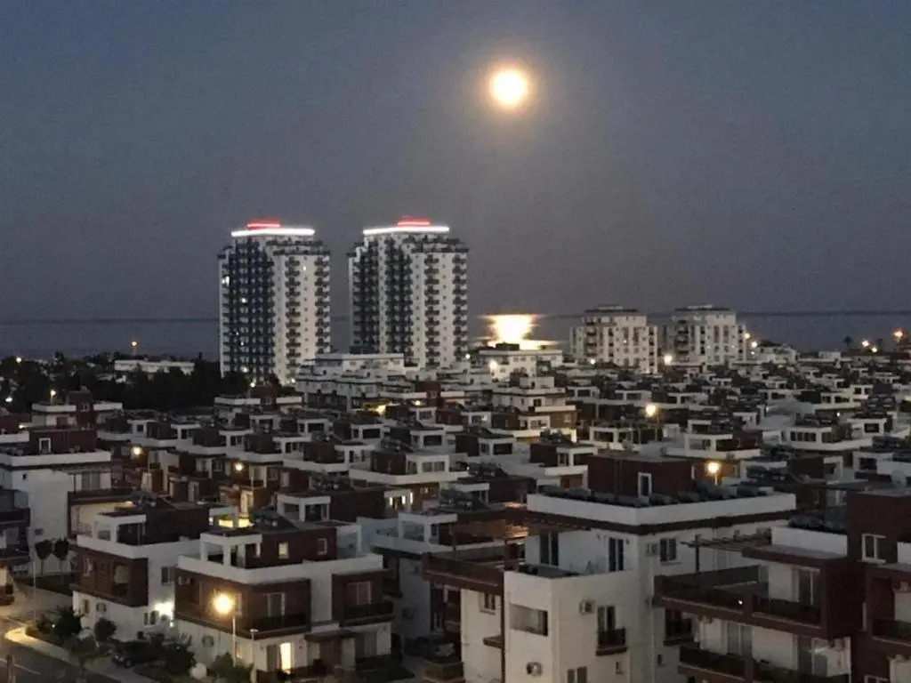 Wake up to stunning Sea Views every day in our 2 Bedroom Apartment