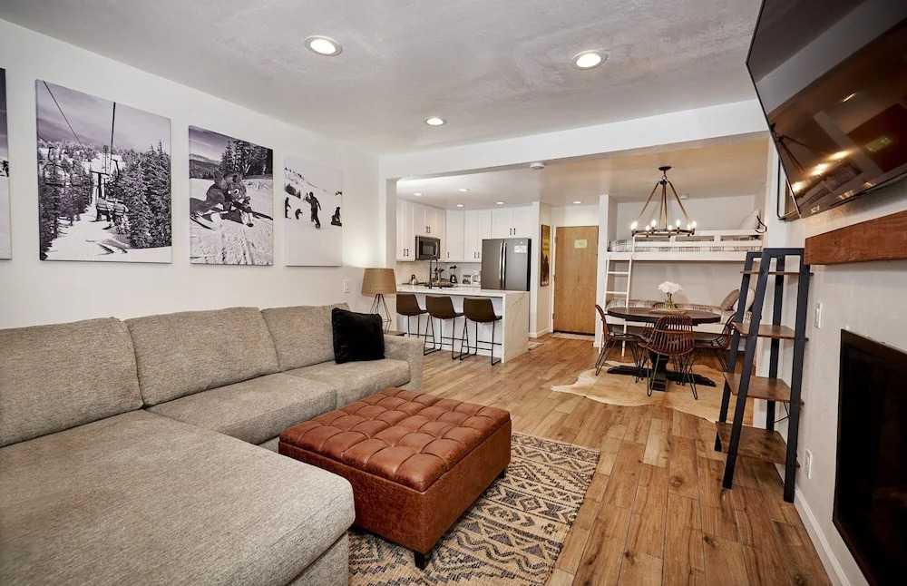 St Anton Wooded View 1-Bedroom Condos with Complimentary Hot Drinks