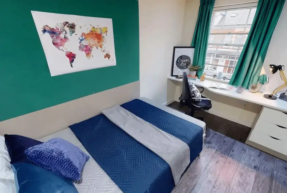 iQ Ty Willis House in Bangor 3 Min Walk to Bangor Station