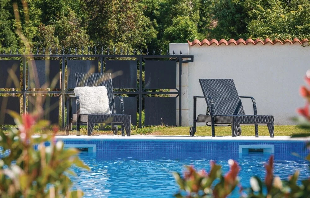 Amazing Home in Banjole With Wifi, 2 Bedrooms and Outdoor Swimming Pool