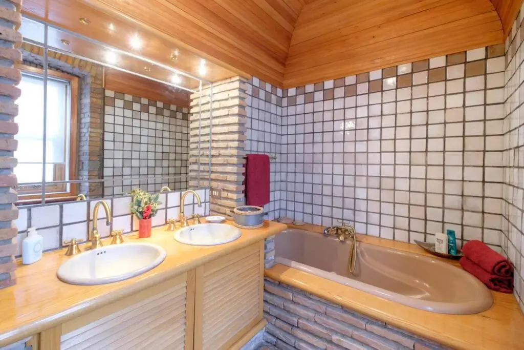 6 Ponterosso - Luxury Attic