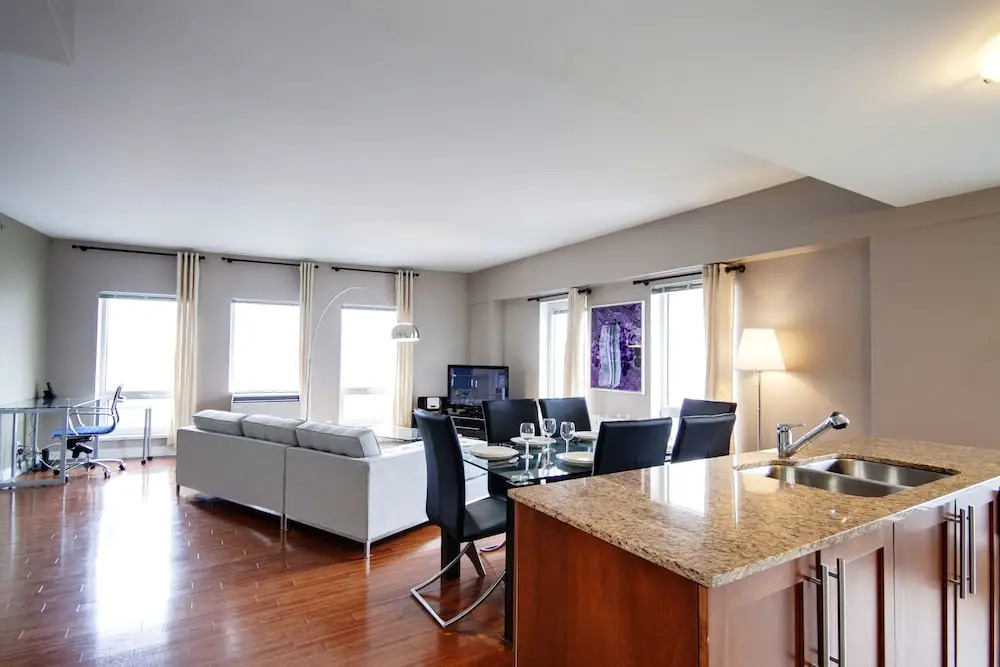 Montreal Convention Centre Apartments