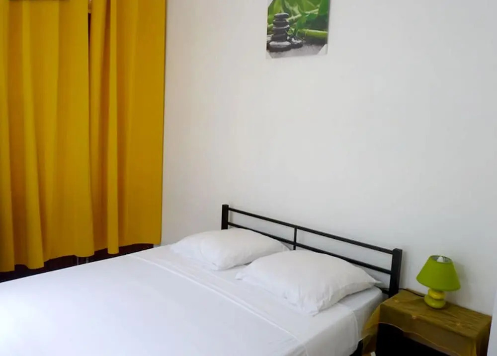 Apartment With 3 Bedrooms in Le Gosier, With Wonderful Mountain View, Furnished Terrace and Wifi - 6 km From the Beach