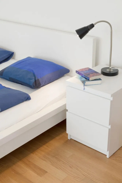 Zh Kreuzplatz I Hitrental Apartment