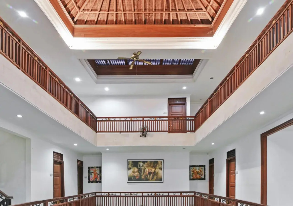 Starloka Saba Bali
