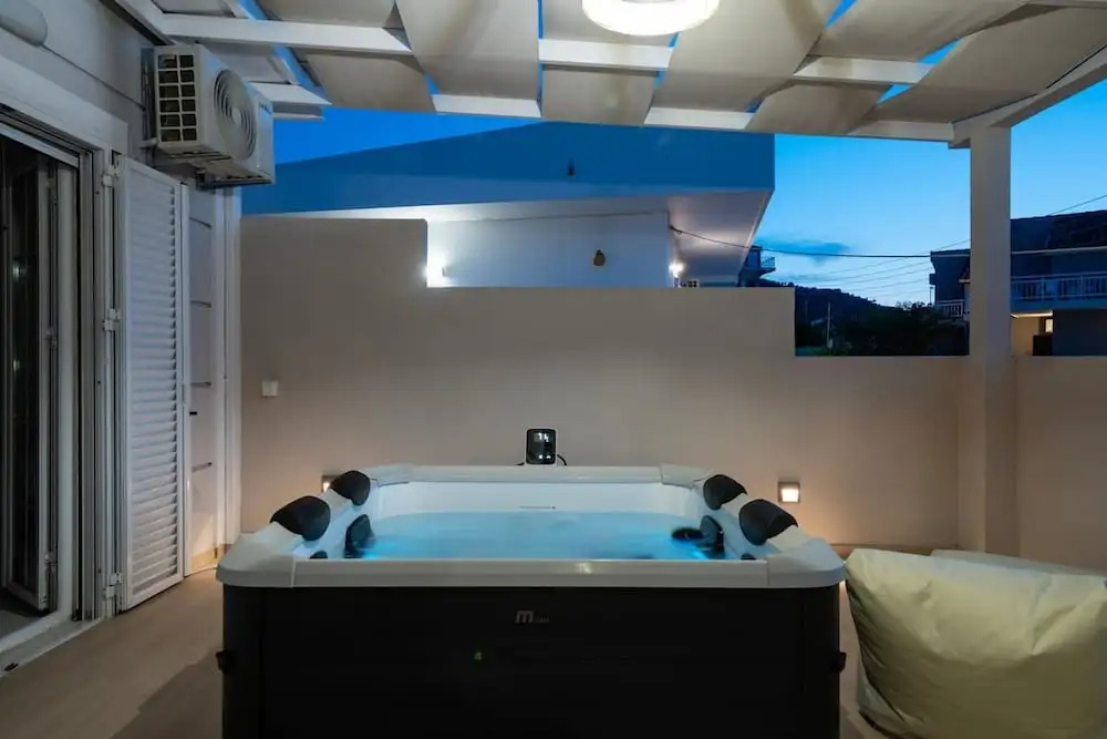Villy Suites I - Zante Luxury Suite With Hot Tub