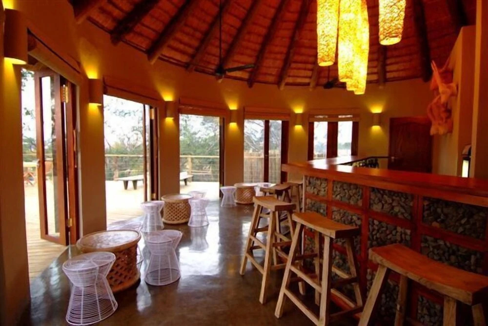 Nambiti Plains Private Game Lodge