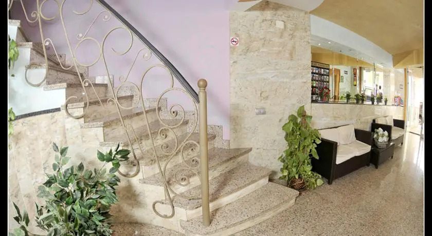 Apartamentos HCarel