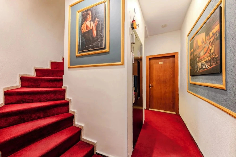 La Pazza Taksim Suit Hotel