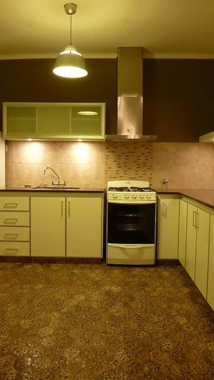 Casa con garage y patio - 6 personas