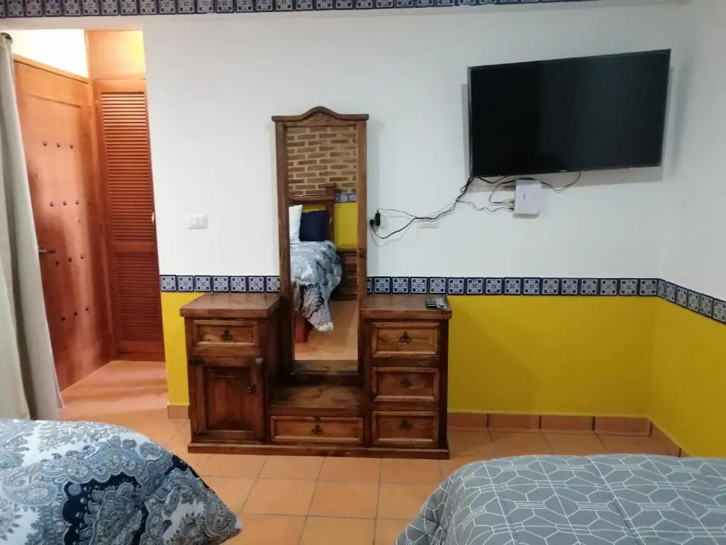 Hotel Y Suites Axolotl