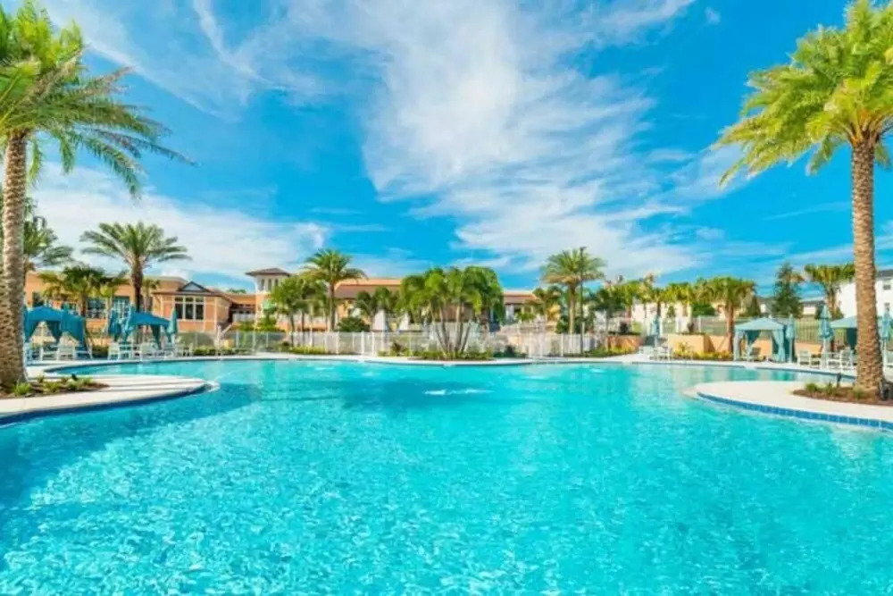4BR Vacation Home w Private Pool Near Disney