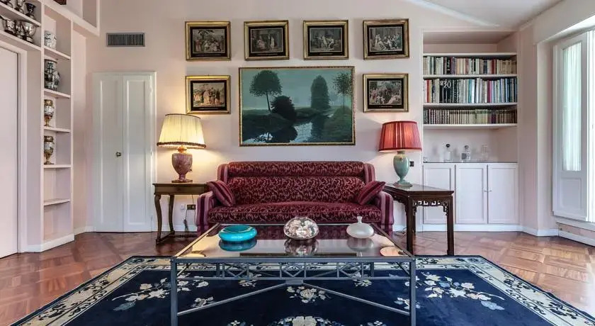 San Siro Attic with Sauna and Pool