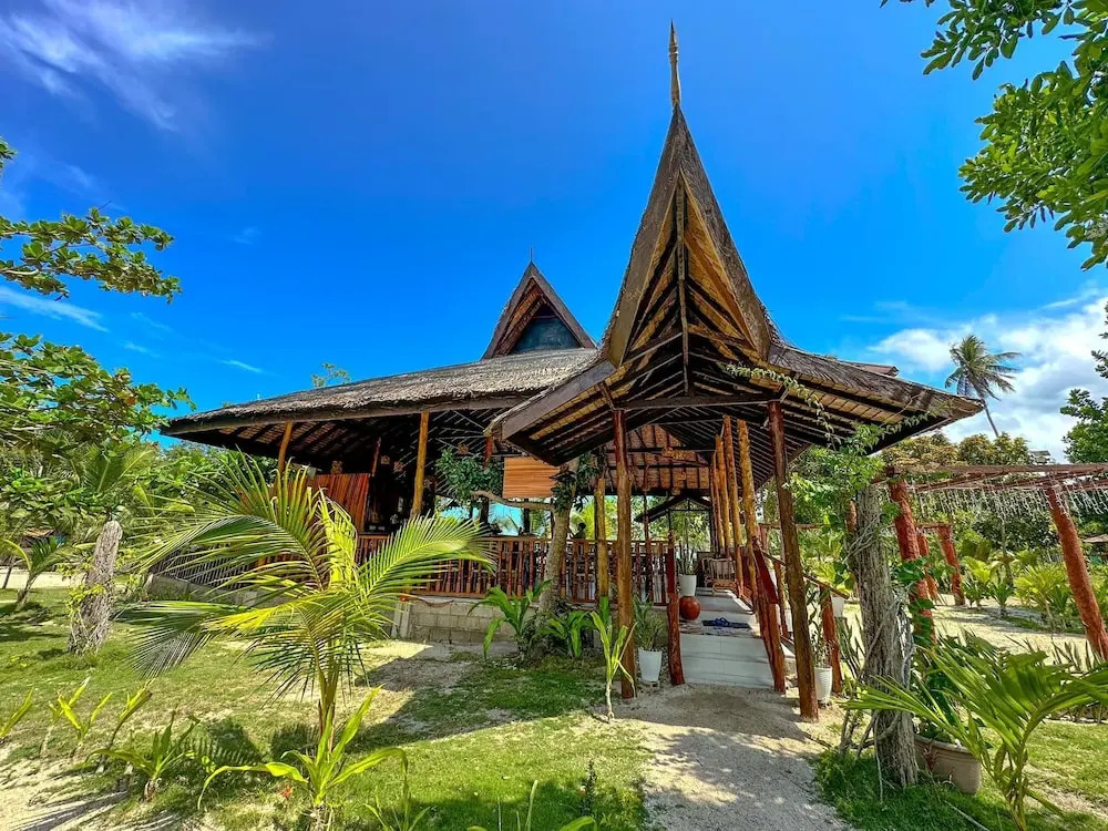 La Tranquilidad Twin Beach Resort
