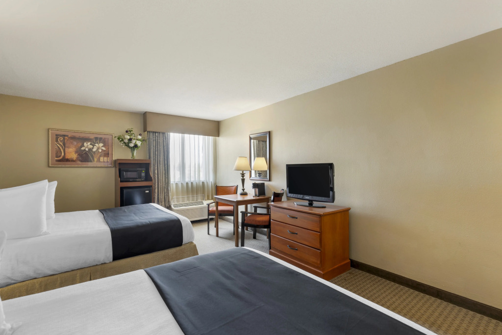 Best Western Plus The Charles Hotel