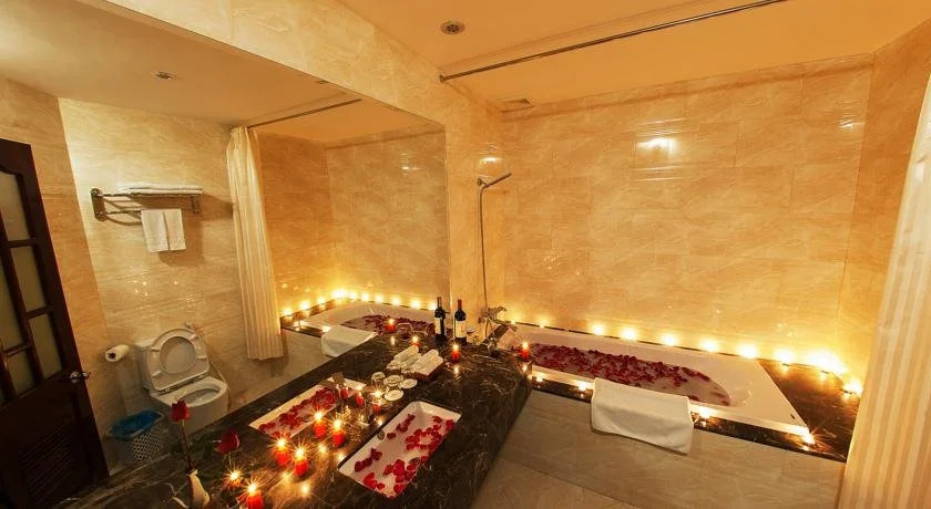 Aranya Hotel
