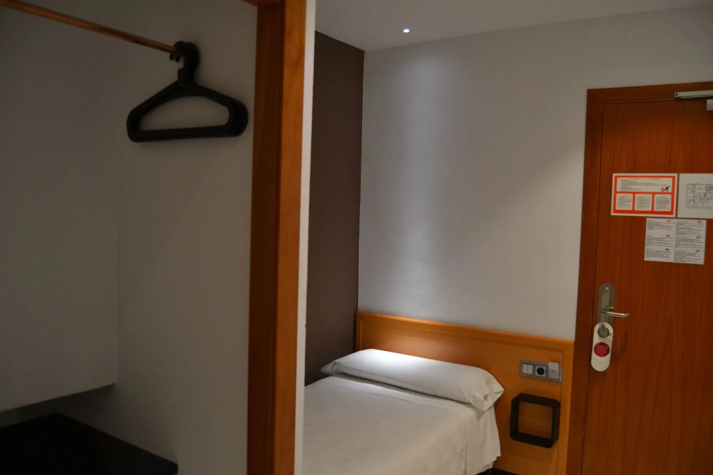 Hostal Apolo