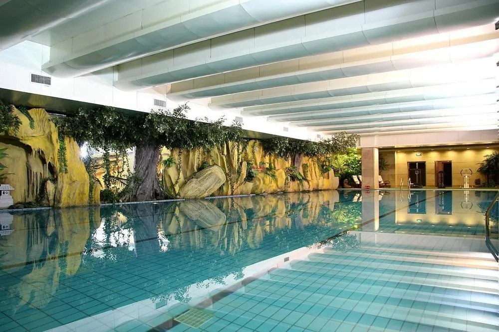 Hong'an International Hotel